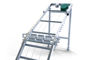 Dachdeckeraufzug / Dachlastaufzug DDA200/12 inkl. Herabfallschutz, Max. Belastung 200 kg, Schienenlänge 12 m, SolidHub 